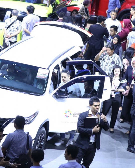Hari terakhir, IIMS 2018 dipadati ribuan pengunjung