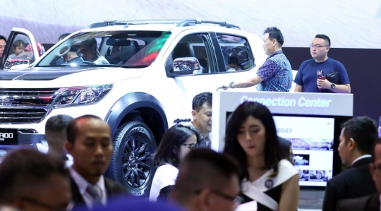 Hari terakhir, IIMS 2018 dipadati ribuan pengunjung