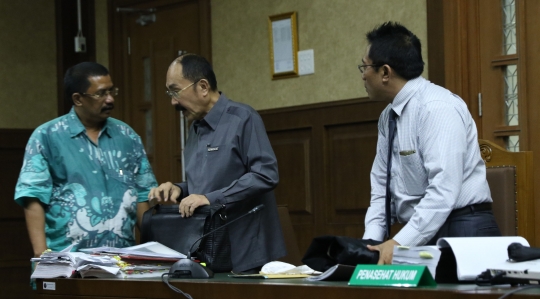 Diwarnai perdebatan, ini suasana sidang lanjutan Fredrich Yunadi