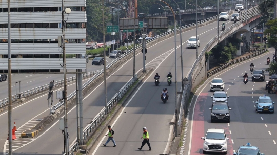 Hari Buruh, lalin tol Ibu Kota lebih lengang