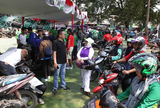 Servis dan ganti oli gratis dalam peringatan Hari Buruh