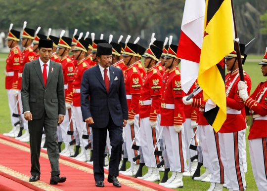 Jokowi sambut kunjungan Sultan Brunei di Istana Bogor