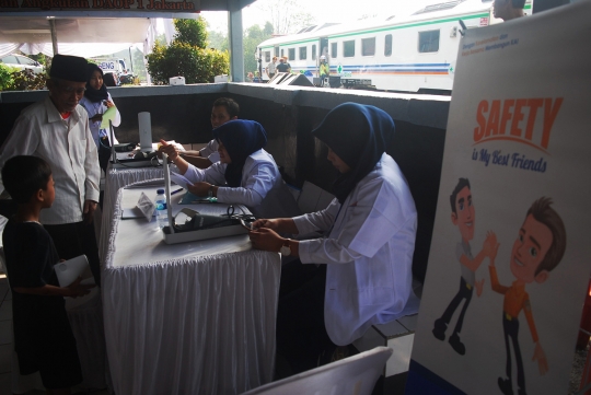 Ini Rail Clinic, kereta yang layani pengobatan gratis milik KAI