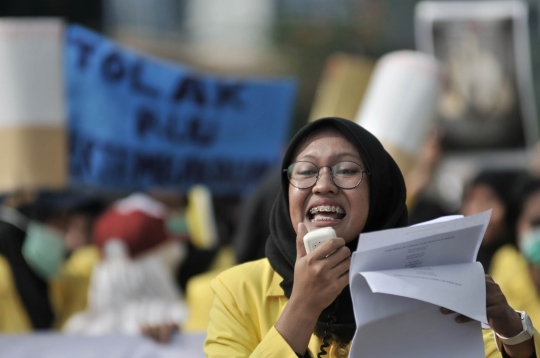 Aksi mahasiswa UI kampanyekan bahaya merokok