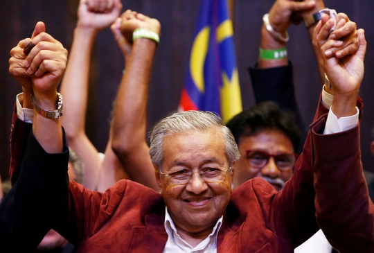 Semringah Mahathir Mohamad menangi pemilu Malaysia