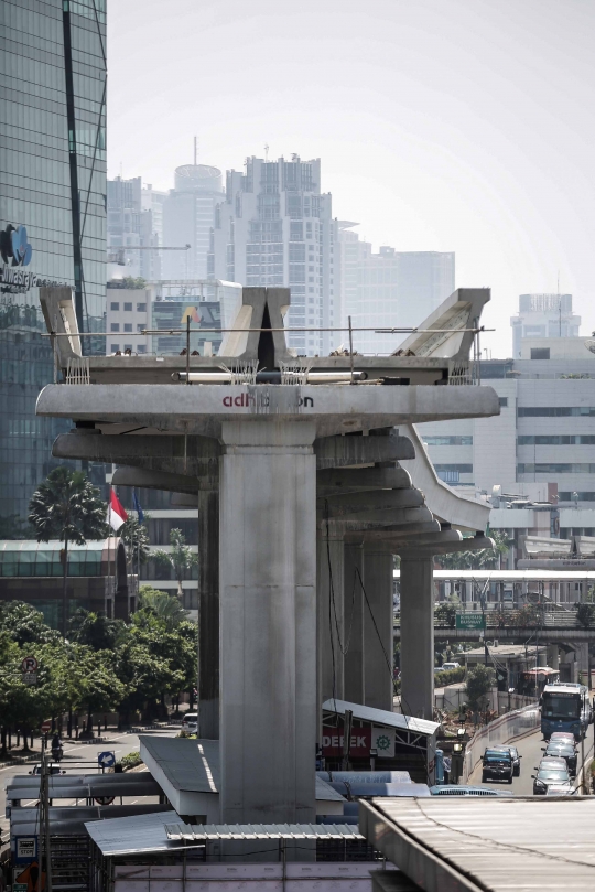 Progres proyek LRT Cawang-Dukuh Atas capai 22 persen