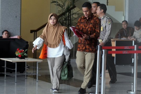 KPK perpanjang penahanan anggota DPRD Kabupaten Kebumen Dian Lestari