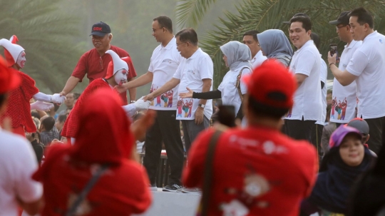 Jusuf Kalla lepas Parade Asian Games 2018 di Monas