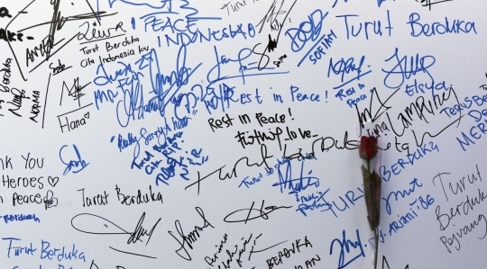 Pasca kerusuhan rutan teroris, warga beri tandatangan dukungan untuk Polri