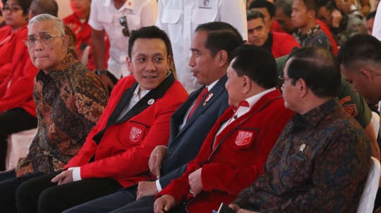 Pukul gong, Jokowi tutup kongres luar biasa PKPI