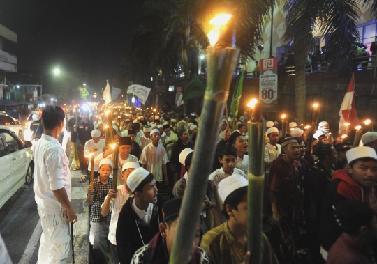 Gema salawat dan pawai obor meriahkan malam menyambut Ramadan di Bogor