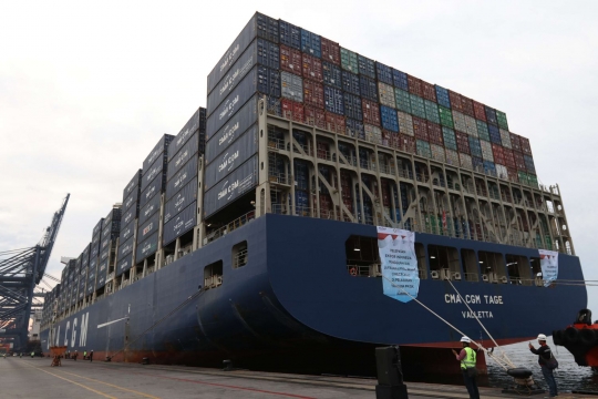 Ini kapal raksasa pengangkut barang ekspor Indonesia langsung ke AS