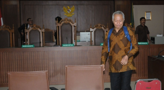 Dirjen Hubla divonis 5 tahun penjara
