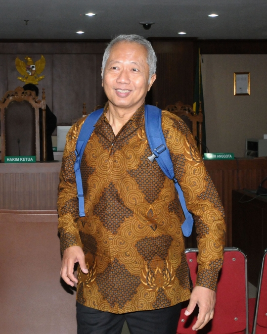 Dirjen Hubla divonis 5 tahun penjara