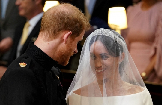 Momen sakral Pangeran Harry dan Meghan Markle ucap janji pernikahan