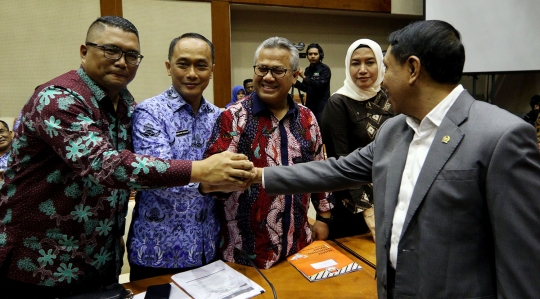 KPU dan Komisi II DPR rapat bahas DPT dan DPS Pilkada 2018