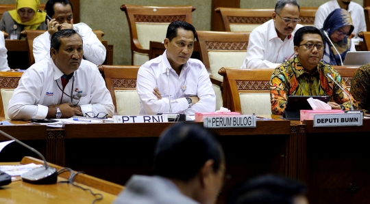 Budi Waseso rapat bahas stok dan harga pangan di Gedung DPR