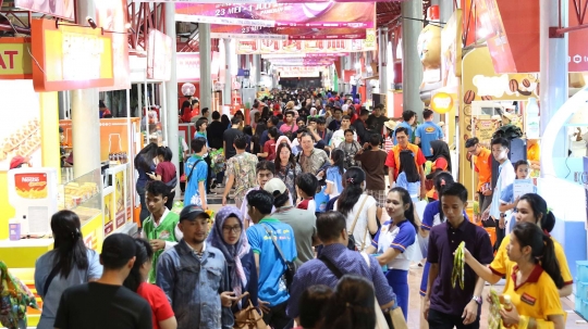 Ribuan pengunjung serbu Jakarta Fair 2018