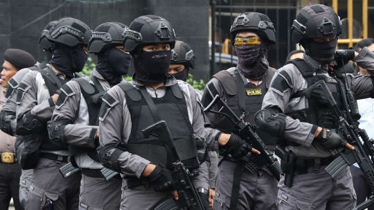 Polisi dan TNI jaga ketat sidang kasus teror bom Thamrin