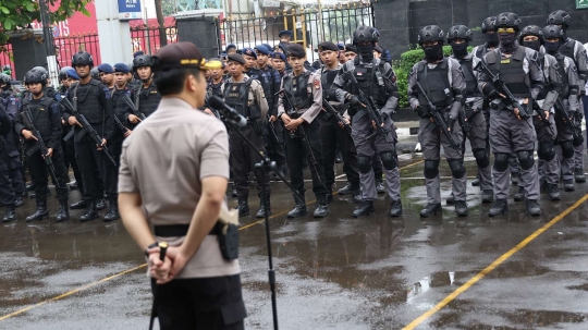 Polisi dan TNI jaga ketat sidang kasus teror bom Thamrin