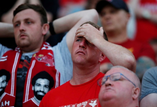 Begini ekspresi suporter Liverpool usai timnya dibantai Real Madrid