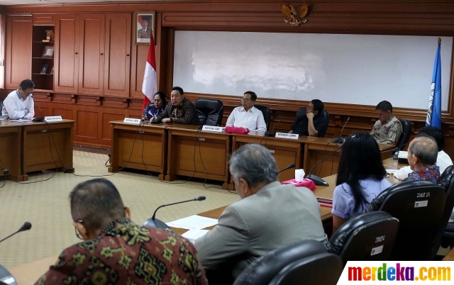 Foto : Mediasi pembatasan umur film Lima merdeka.com