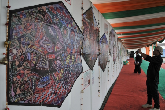 Mengunjungi pameran layang-layang 'Ramayana' di Monas