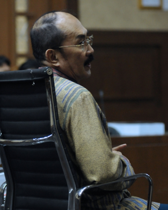 Fredrich Yunadi dituntut 12 tahun bui