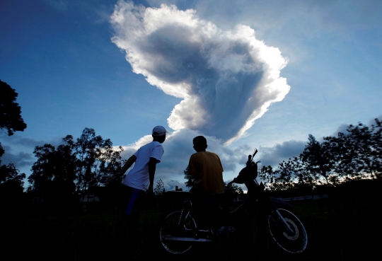 Begini kondisi kaki Gunung Merapi yang berselimut abu