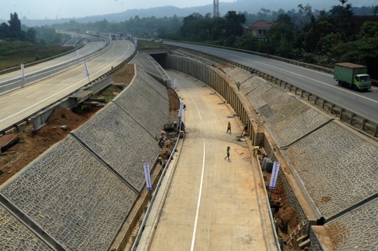 Ruas pembangunan tol Bocimi akan dibuka fungsional