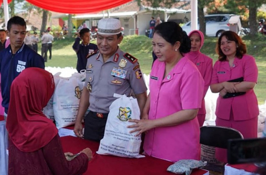 Sespimti Polri gelar pasar murah