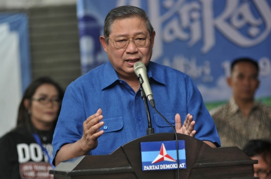 SBY resmikan Gerakan Pasar Murah Demokrat