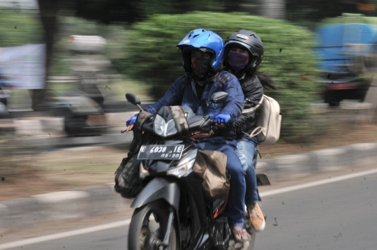 Pemudik motor mulai ramaikan jalur Kalimalang