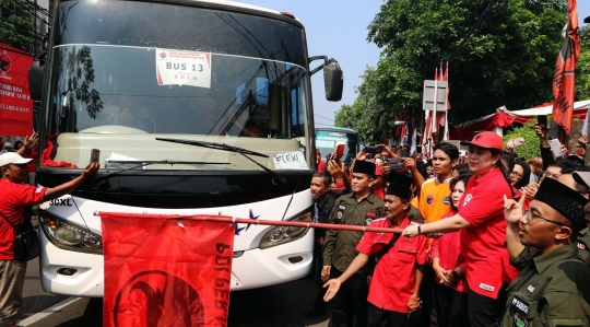 Puan Maharani lepas 143 bus Mudik Bareng PDIP