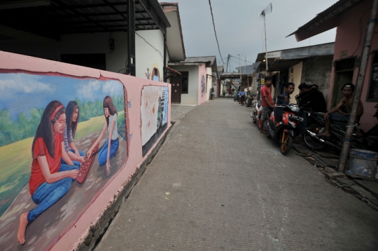 Keceriaan di kampung mural 3D Pekayon Jaya