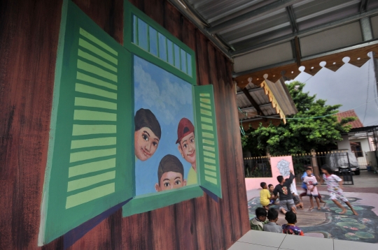 Keceriaan di kampung mural 3D Pekayon Jaya