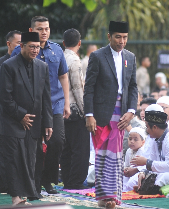 Presiden Jokowi tunaikan salat Idul Fitri di Kebun Raya Bogor