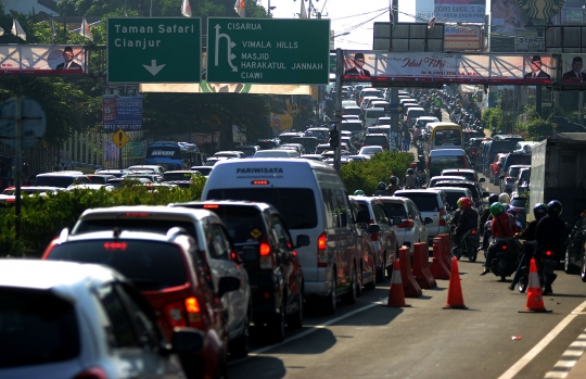 Kawasan Puncak macet