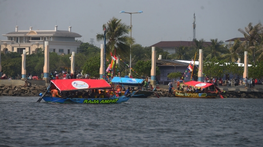 Habiskan libur Lebaran dengan perahu wisata Ancol