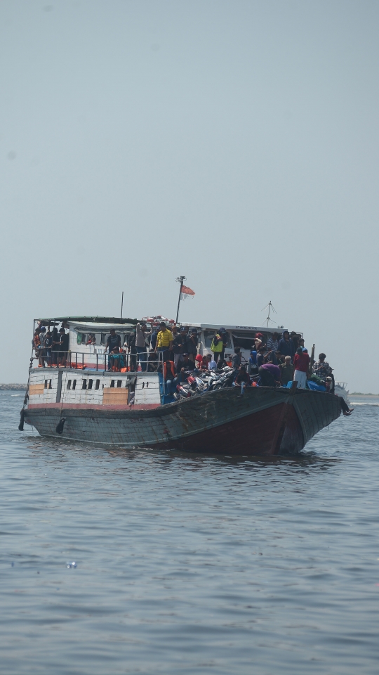 Warga habiskan libur Lebaran di Kepulauan Seribu