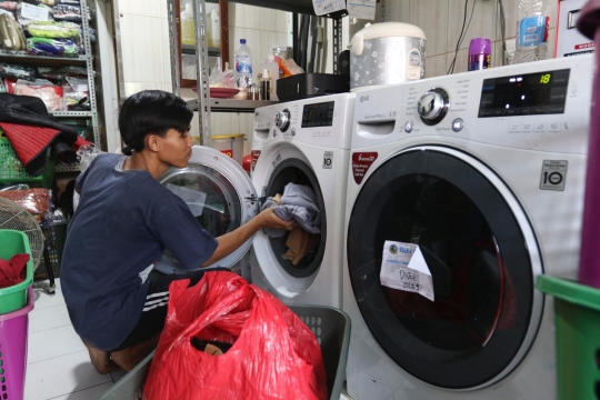 Jasa laundry kebanjiran order saat libur Lebaran