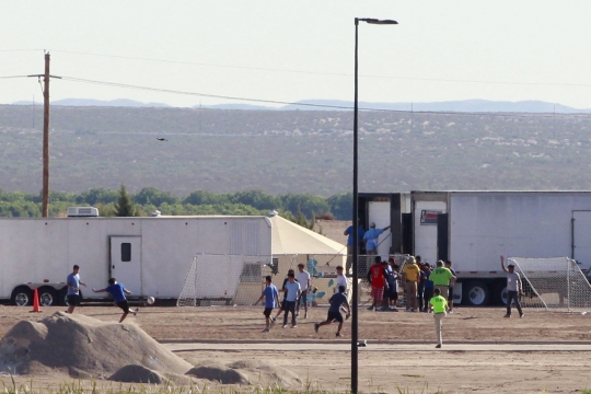 Ini penampungan anak-anak imigran gelap Meksiko yang terpisah dari orang tua