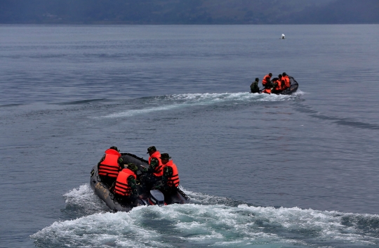 Tim SAR selami Danau Toba untuk cari korban tenggelamnya KM Sinar Bangun