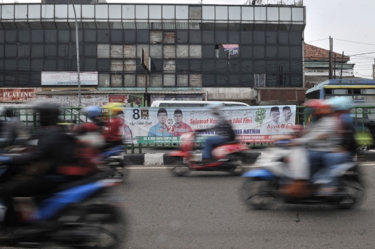 Masa tenang Pilkada 2018, atribut kampanye masih beredar di Bekasi