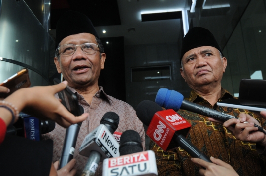 Mahfud MD hadiri halalbihalal alumni KPK