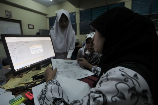 Antusias hari pertama pendaftaran sekolah