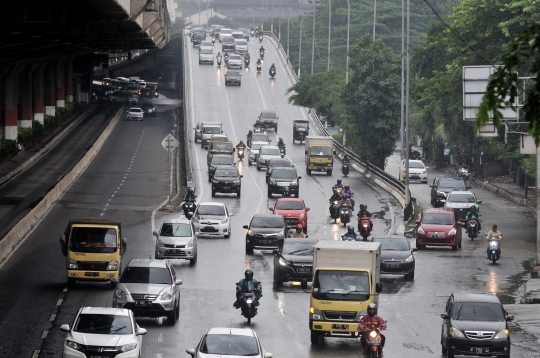 Perluasan sistem ganjil-genap diuji coba pekan depan