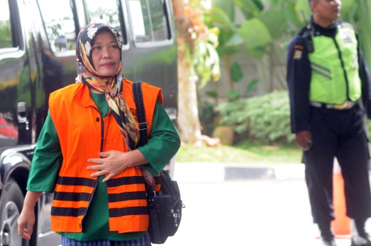 Inna Silestyanti lengkapi berkas terkait suap di Pemkab Jombang