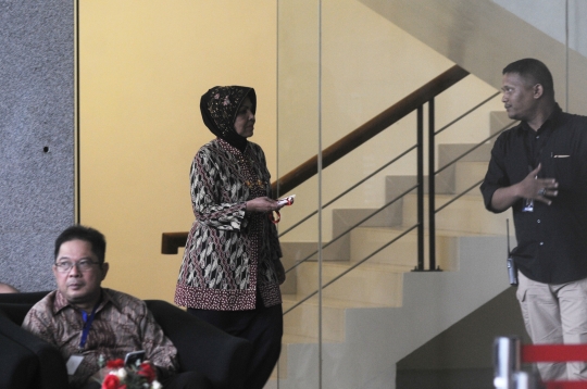 Waketum Partai Demokrat Nurhayati Ali Assegaf diperiksa KPK