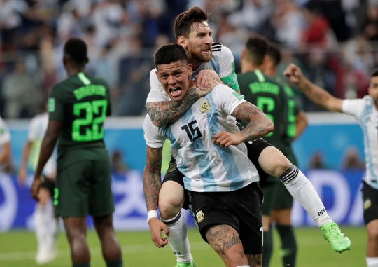 Perjuangan Messi dkk antarkan Argentina ke 16 besar